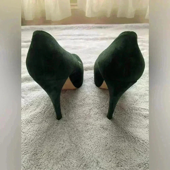 Brian Atwood Maniac Emerald Suede Leather Platform Heels - Picture 8 of 8